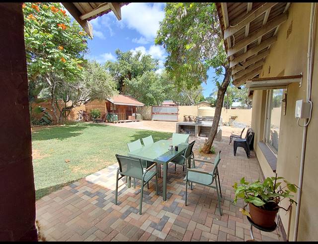3 BEDROOM FREESTANDING FOR SALE IN MOREGLOED